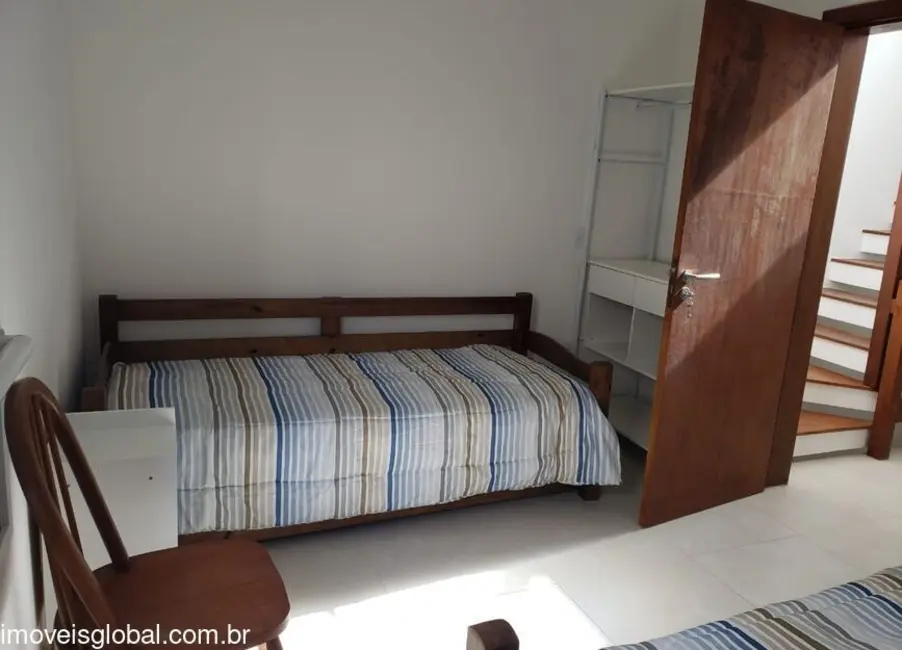 Foto 4 de Casa de Condomínio com 4 quartos à venda, 160m2 em Sao Sebastiao - SP