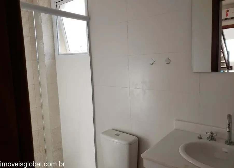Foto 3 de Casa de Condomínio com 4 quartos à venda, 160m2 em Sao Sebastiao - SP