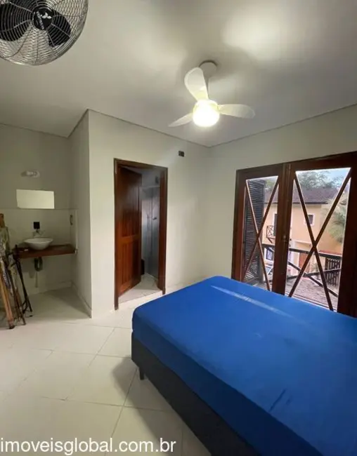 Foto 5 de Casa de Condomínio com 4 quartos à venda, 200m2 em Sao Sebastiao - SP