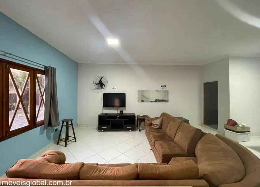 Foto 2 de Casa de Condomínio com 4 quartos à venda, 200m2 em Sao Sebastiao - SP