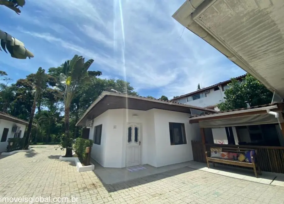 Foto 3 de Casa com 3 quartos à venda, 190m2 em Sao Sebastiao - SP