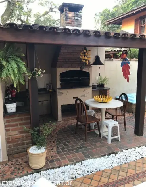 Foto 8 de Sobrado com 6 quartos à venda, 360m2 em Sao Sebastiao - SP