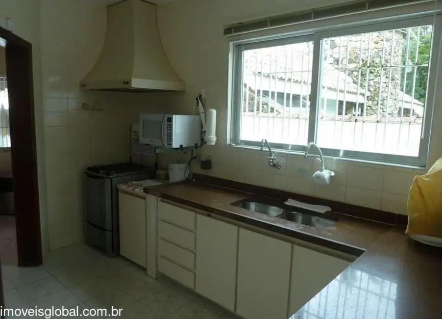 Foto 6 de Sobrado com 5 quartos à venda, 285m2 em Sao Sebastiao - SP