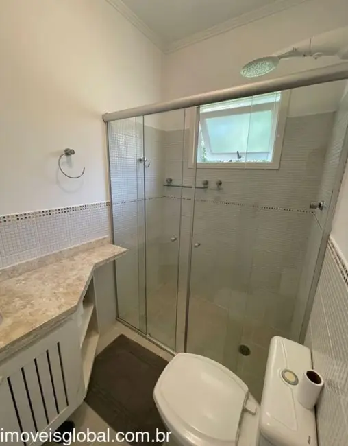 Foto 4 de Sobrado com 4 quartos à venda, 200m2 em Sao Sebastiao - SP