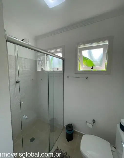 Foto 8 de Sobrado com 4 quartos à venda, 200m2 em Sao Sebastiao - SP