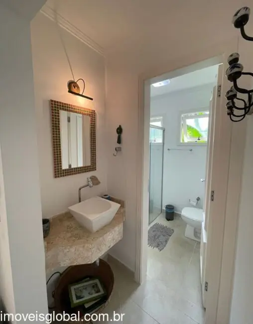 Foto 9 de Sobrado com 4 quartos à venda, 200m2 em Sao Sebastiao - SP