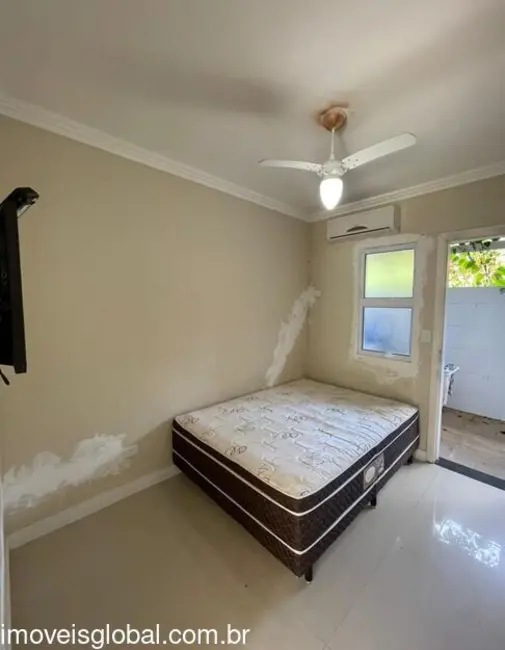 Foto 3 de Casa com 1 quarto à venda, 47m2 em Sao Sebastiao - SP