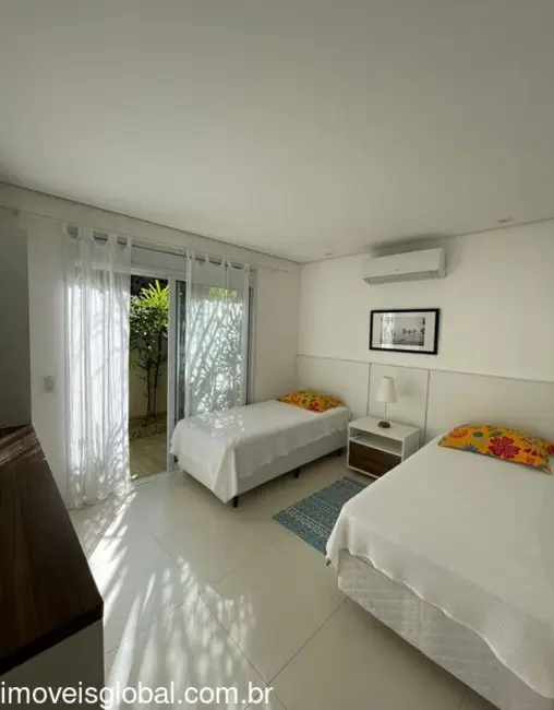 Foto 5 de Sobrado com 5 quartos à venda, 500m2 em Sao Sebastiao - SP