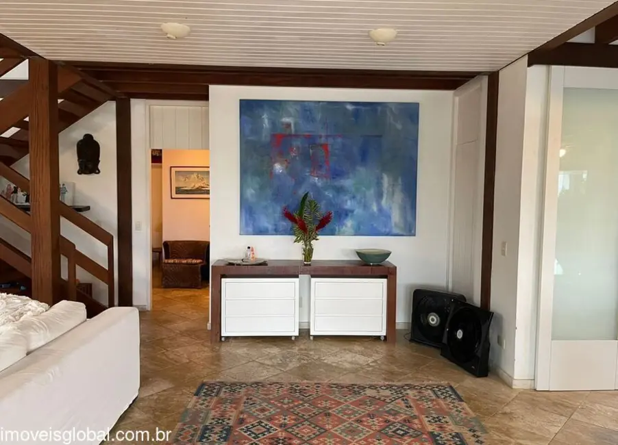 Foto 6 de Sobrado com 5 quartos à venda, 600m2 em Sao Sebastiao - SP