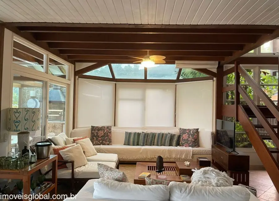 Foto 5 de Sobrado com 5 quartos à venda, 600m2 em Sao Sebastiao - SP