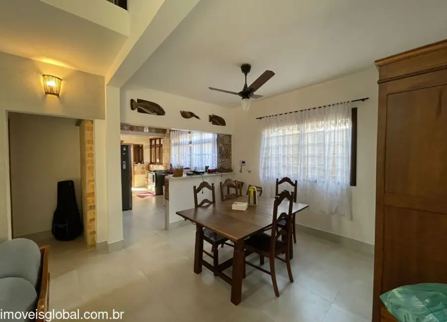 Foto 6 de Sobrado com 4 quartos à venda, 300m2 em Sao Sebastiao - SP