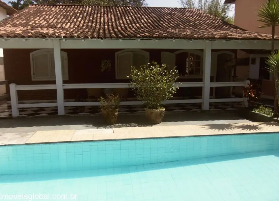 Casa com 3 quartos à venda, 242m2 em Rio De Janeiro - RJ - imagem 1 Foto 1 de Casa com 3 quartos à venda, 242m2 em Rio De Janeiro - RJ