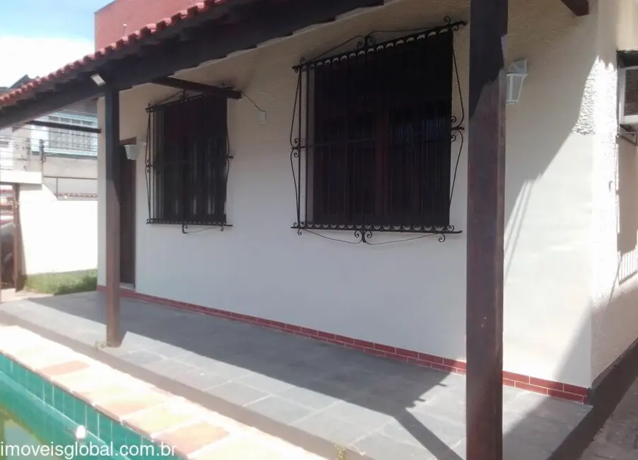 Foto 2 de Casa de Condomínio com 5 quartos para alugar, 250m2 em Vila Valqueire, Rio De Janeiro - RJ