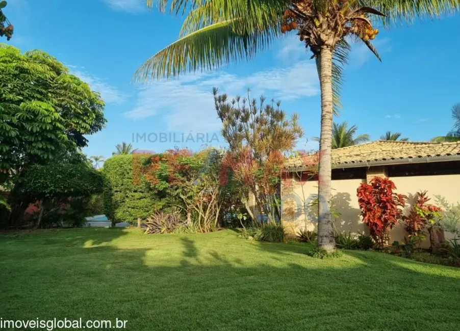 Casa com 4 quartos à venda, 526m2 em Lauro De Freitas - BA - imagem 3 Foto 3 de Casa com 4 quartos à venda, 526m2 em Lauro De Freitas - BA