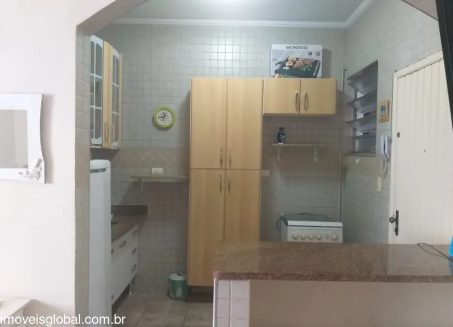 Kitnet com 1 quarto à venda, 22m2 em Praia Grande - SP - imagem 6 Foto 6 de Kitnet com 1 quarto à venda, 22m2 em Praia Grande - SP