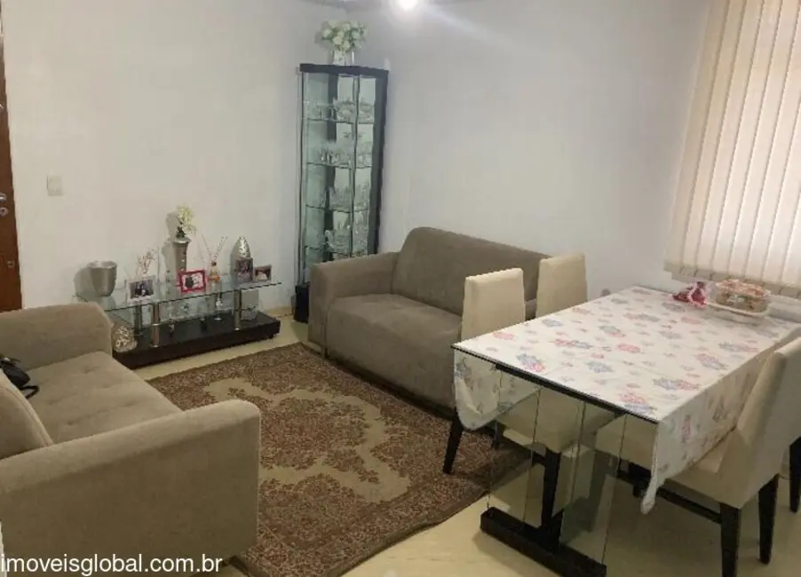 Apartamento à venda, 75m2 em Guaíra, Curitiba - PR - imagem 3 Foto 3 de Apartamento à venda, 75m2 em Guaíra, Curitiba - PR