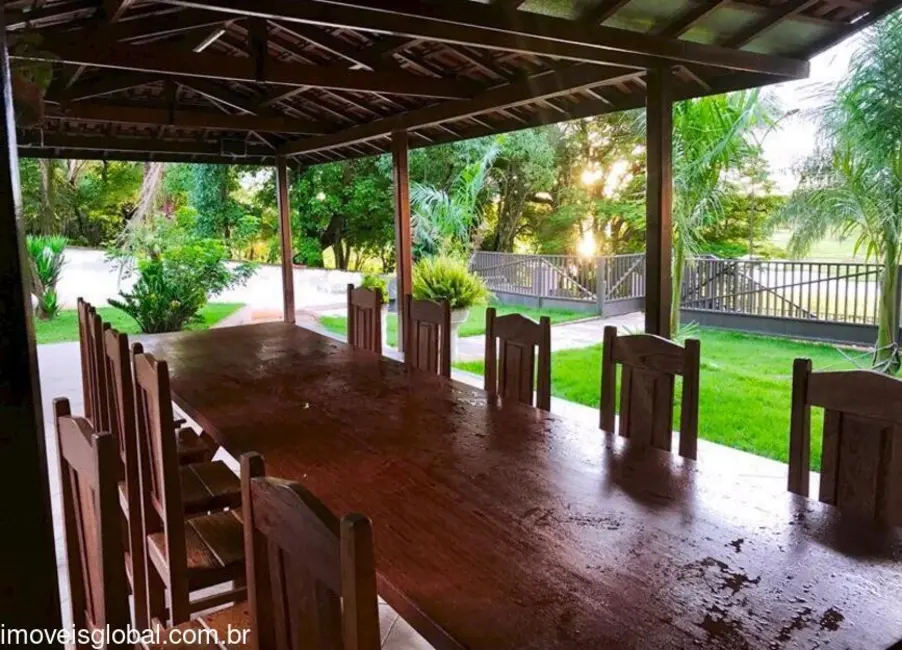 Foto 3 de Sítio / Rancho com 4 quartos para alugar, 300m2 em Guaraci - SP