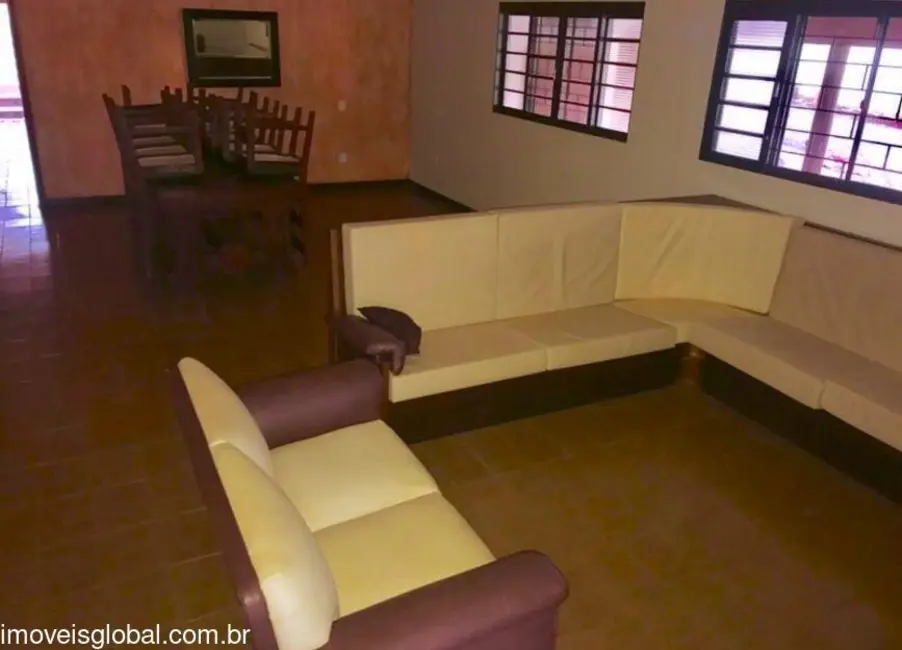 Foto 5 de Sítio / Rancho com 4 quartos para alugar, 300m2 em Guaraci - SP