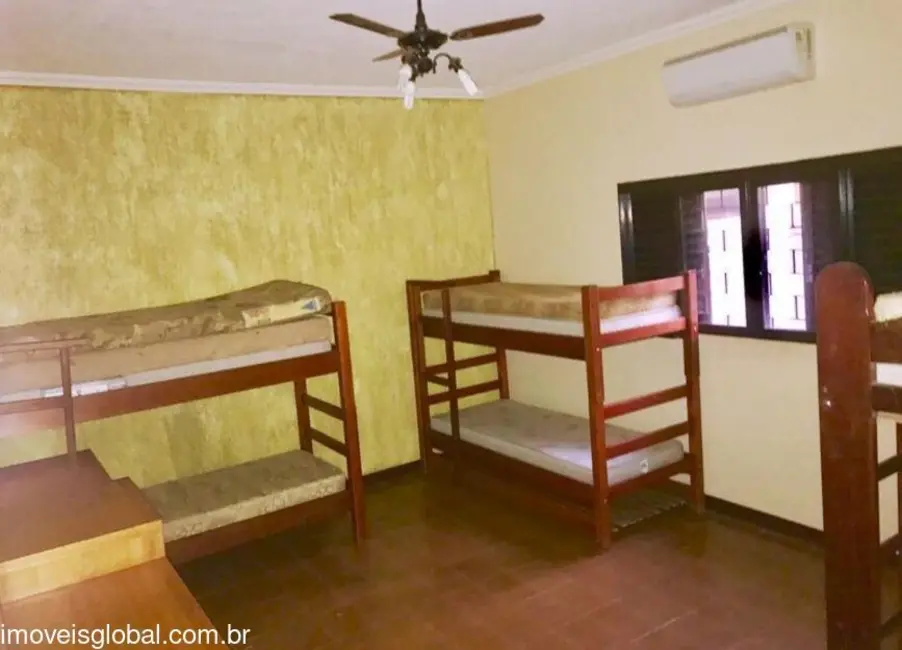 Foto 19 de Sítio / Rancho com 4 quartos para alugar, 300m2 em Guaraci - SP