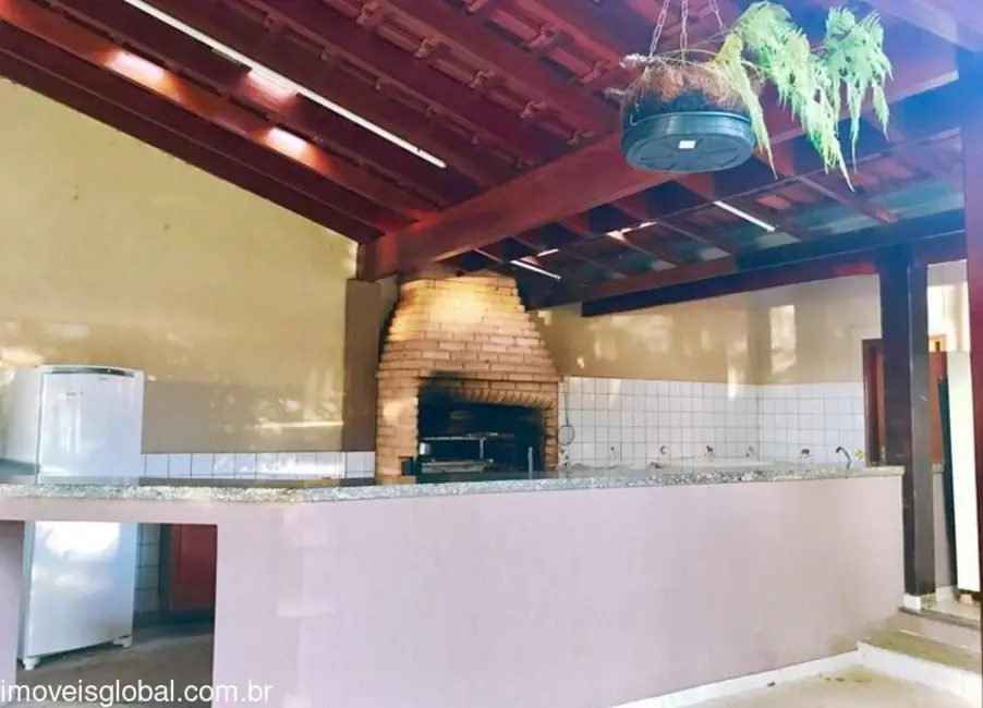 Foto 12 de Sítio / Rancho com 4 quartos para alugar, 300m2 em Guaraci - SP