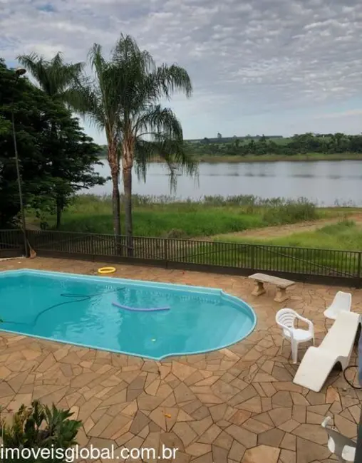 Foto 4 de Sítio / Rancho com 4 quartos para alugar, 300m2 em Guaraci - SP