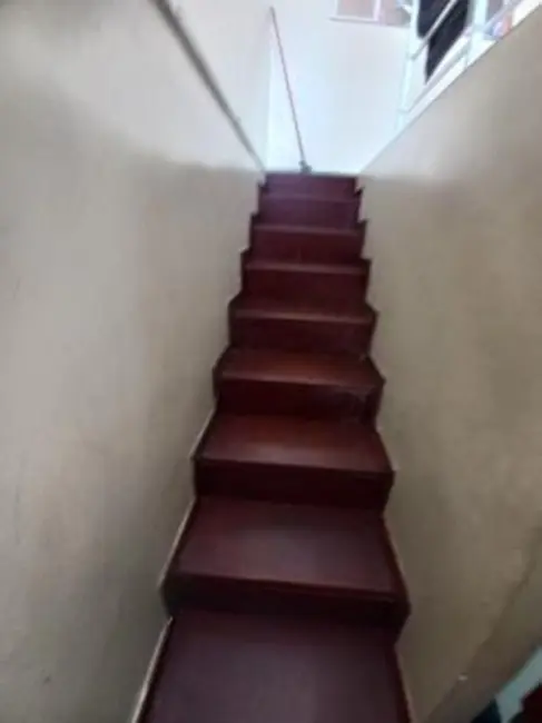 Casa com 3 quartos à venda, 200m2 em Realengo, Rio De Janeiro - RJ - imagem 5 Foto 5 de Casa com 3 quartos à venda, 200m2 em Realengo, Rio De Janeiro - RJ