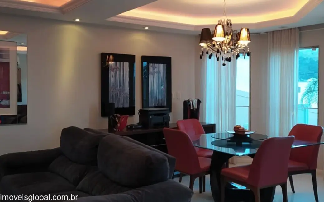 Casa de Condomínio com 4 quartos à venda, 437m2 em Macae - RJ - imagem 6 Foto 6 de Casa de Condomínio com 4 quartos à venda, 437m2 em Macae - RJ