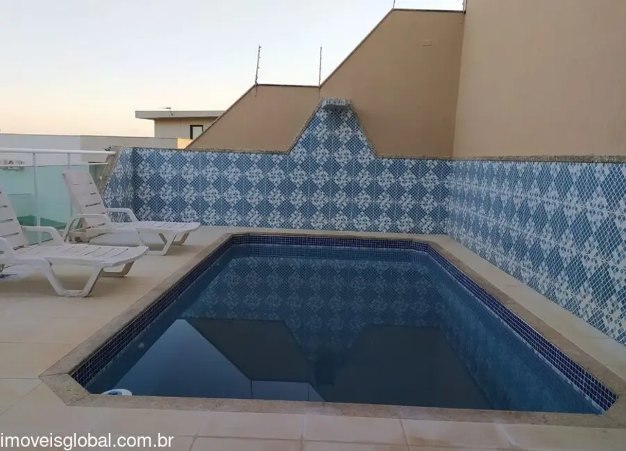 Foto 1 de Casa de Condomínio com 4 quartos à venda, 437m2 em Macae - RJ