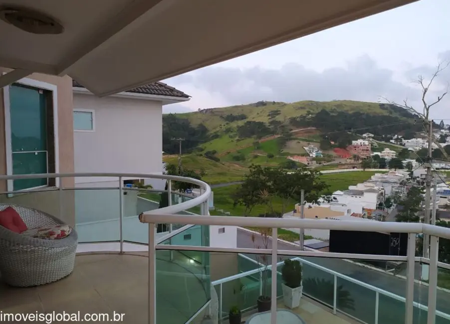 Casa de Condomínio com 4 quartos à venda, 437m2 em Macae - RJ - imagem 9 Foto 9 de Casa de Condomínio com 4 quartos à venda, 437m2 em Macae - RJ