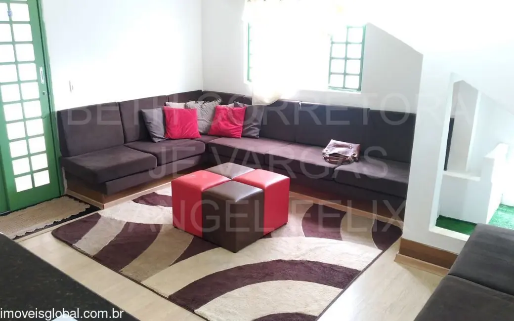 Sobrado com 3 quartos à venda, 220m2 em Jardim Alvorada, Cambe - PR - imagem 8 Foto 8 de Sobrado com 3 quartos à venda, 220m2 em Jardim Alvorada, Cambe - PR