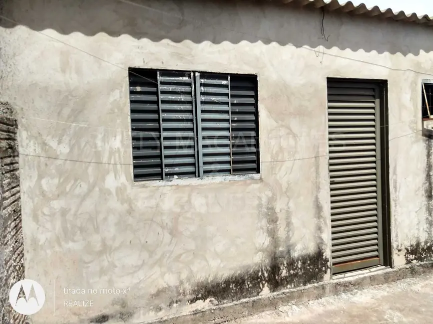 Casa com 2 quartos à venda, 55m2 em Residencial Portal do Sol, Londrina - PR - imagem 4 Foto 4 de Casa com 2 quartos à venda, 55m2 em Residencial Portal do Sol, Londrina - PR