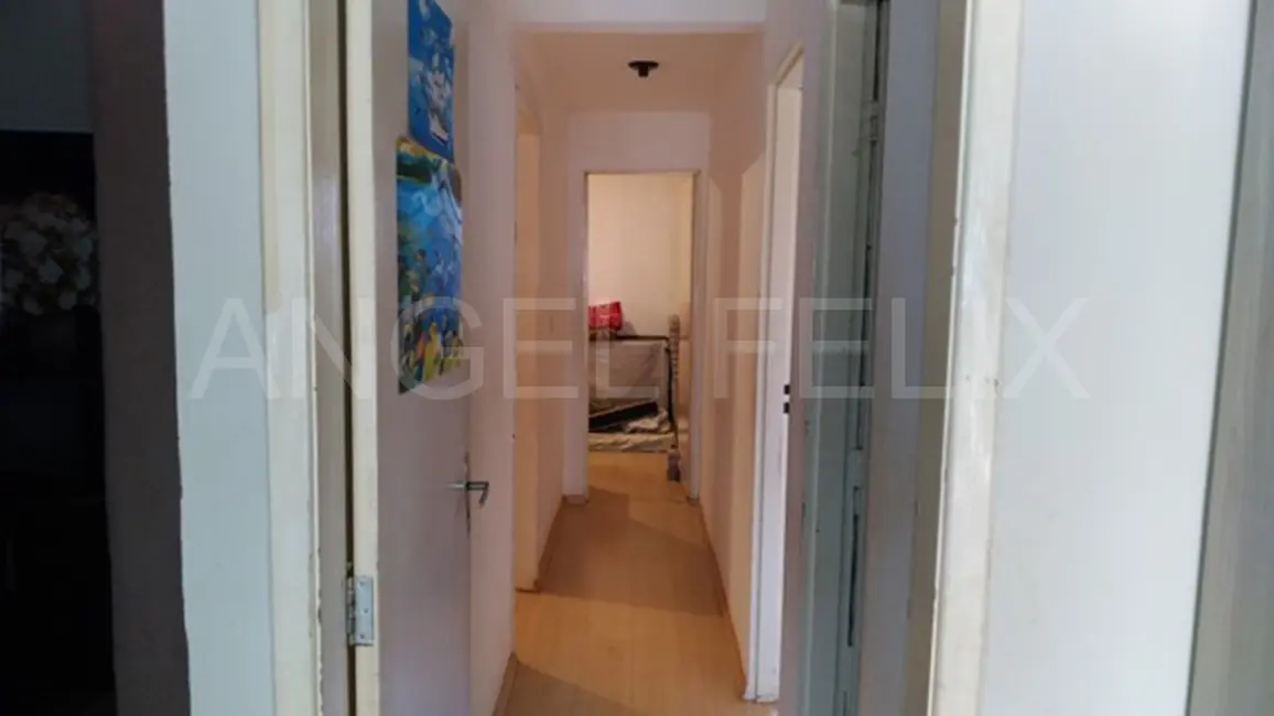 Casa com 3 quartos à venda, 126m2 em Londrina - PR - imagem 4 Foto 4 de Casa com 3 quartos à venda, 126m2 em Londrina - PR