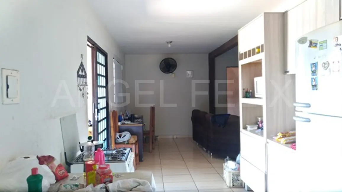 Casa com 3 quartos à venda, 126m2 em Londrina - PR - imagem 9 Foto 9 de Casa com 3 quartos à venda, 126m2 em Londrina - PR