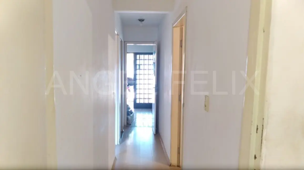 Casa com 3 quartos à venda, 126m2 em Londrina - PR - imagem 6 Foto 6 de Casa com 3 quartos à venda, 126m2 em Londrina - PR