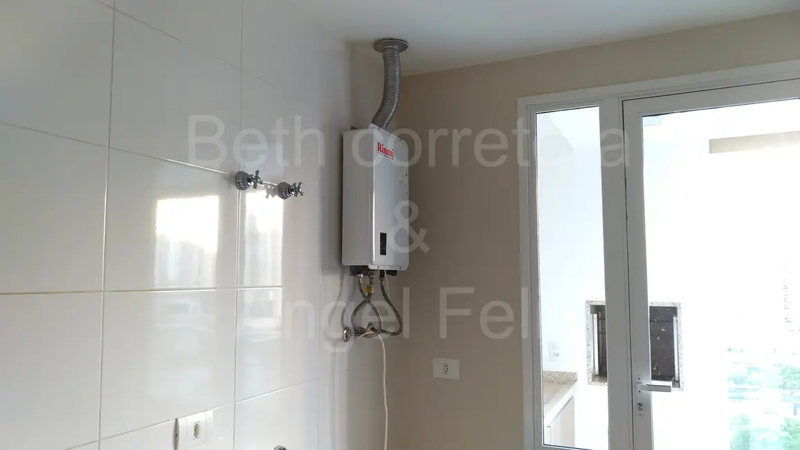 Apartamento com 3 quartos à venda, 152m2 em Londrina - PR - imagem 8 Foto 8 de Apartamento com 3 quartos à venda, 152m2 em Londrina - PR