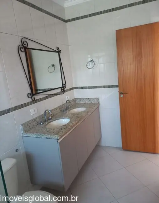 Sobrado com 4 quartos à venda e para alugar, 280m2 em Ipiranga, São Paulo - SP - imagem 9 Foto 9 de Sobrado com 4 quartos à venda e para alugar, 280m2 em Ipiranga, São Paulo - SP