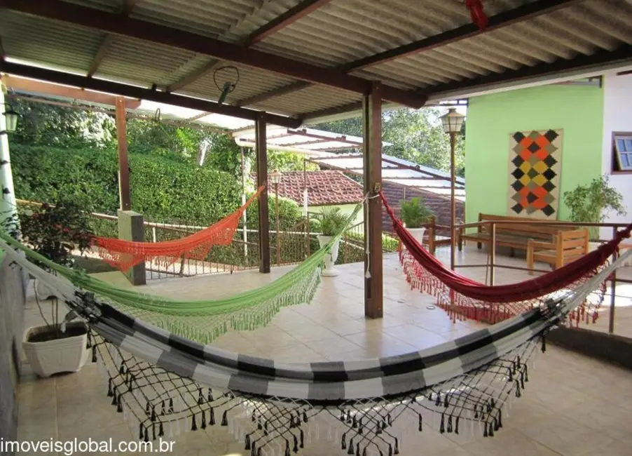 Pousada com 33 quartos à venda, 3246m2 em Centro, Miguel Pereira - RJ - imagem 4 Foto 4 de Pousada com 33 quartos à venda, 3246m2 em Centro, Miguel Pereira - RJ