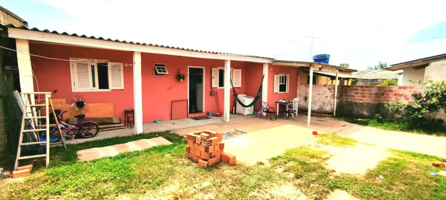 Foto 2 de Casa com 3 quartos à venda, 120m2 em Cidreira - RS