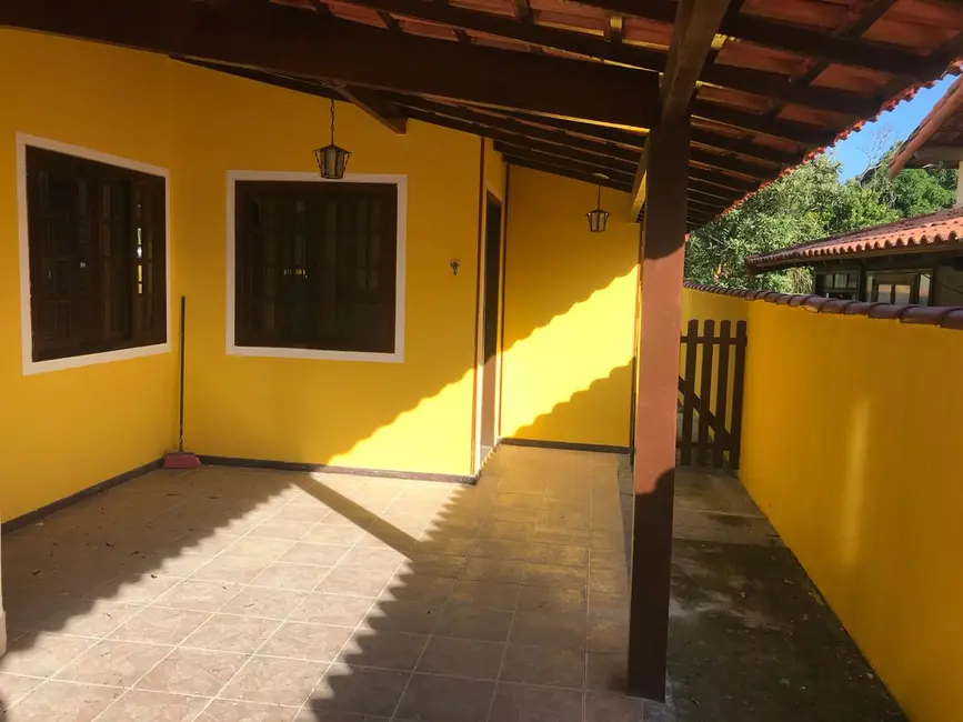 Foto 1 de Casa com 2 quartos à venda, 89m2 em Marica - RJ