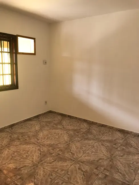 Foto 2 de Casa com 2 quartos à venda, 89m2 em Marica - RJ