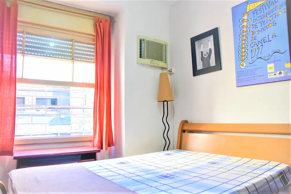 Casa com 3 quartos à venda, 165m2 em Centro Histórico, Porto Alegre - RS - imagem 4 Foto 4 de Casa com 3 quartos à venda, 165m2 em Centro Histórico, Porto Alegre - RS