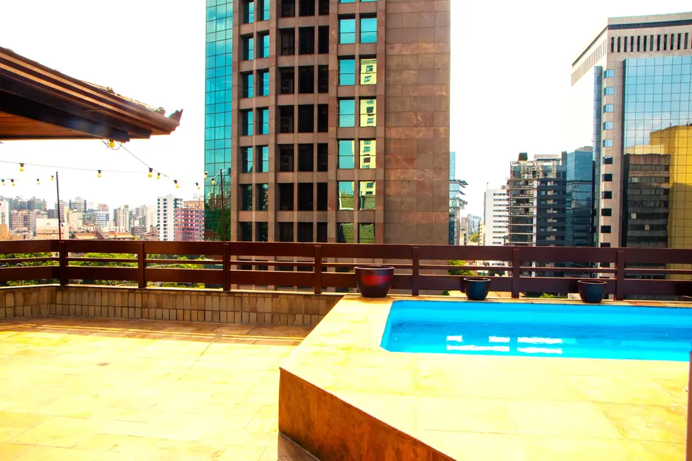 Foto 1 de Cobertura com 3 quartos à venda, 650m2 em Três Figueiras, Porto Alegre - RS
