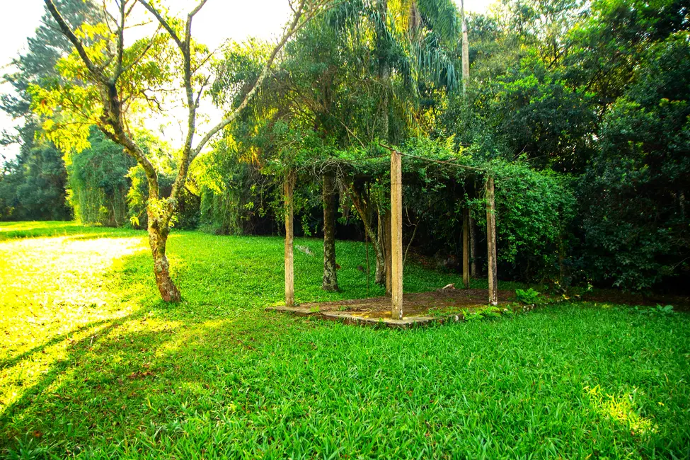 Foto 2 de Sítio / Rancho com 3 quartos à venda, 30m2 em Belém Velho, Porto Alegre - RS