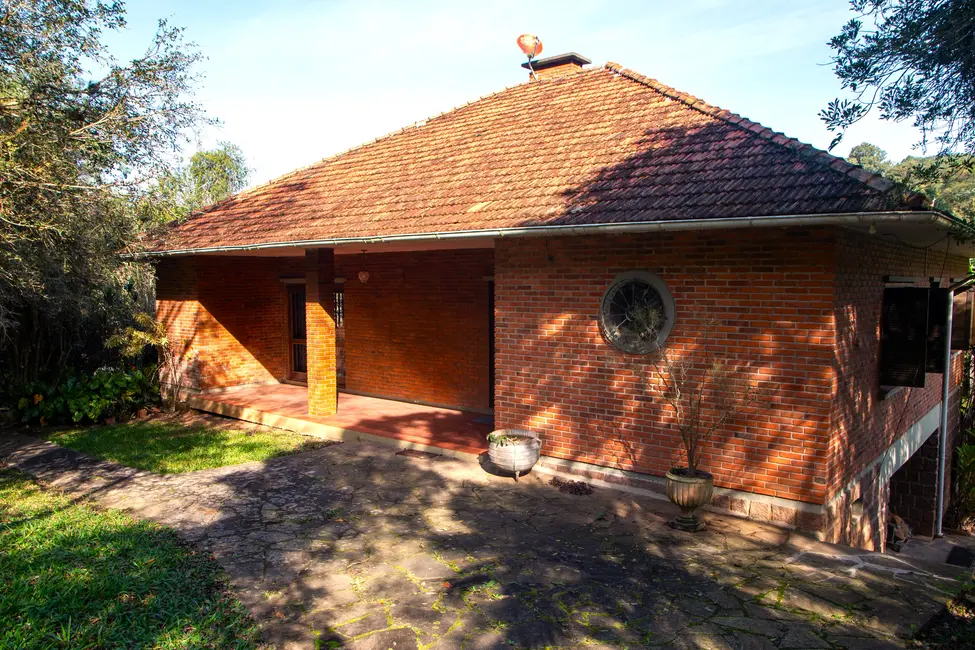 Sítio / Rancho com 3 quartos à venda, 30m2 em Belém Velho, Porto Alegre - RS - imagem 8 Foto 8 de Sítio / Rancho com 3 quartos à venda, 30m2 em Belém Velho, Porto Alegre - RS