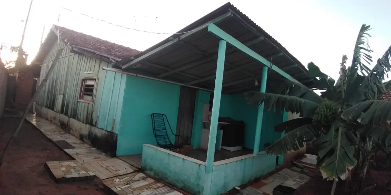 Casa com 2 quartos à venda, 85m2 em Santa Cruz Do Rio Pardo - SP - imagem 4 Foto 4 de Casa com 2 quartos à venda, 85m2 em Santa Cruz Do Rio Pardo - SP