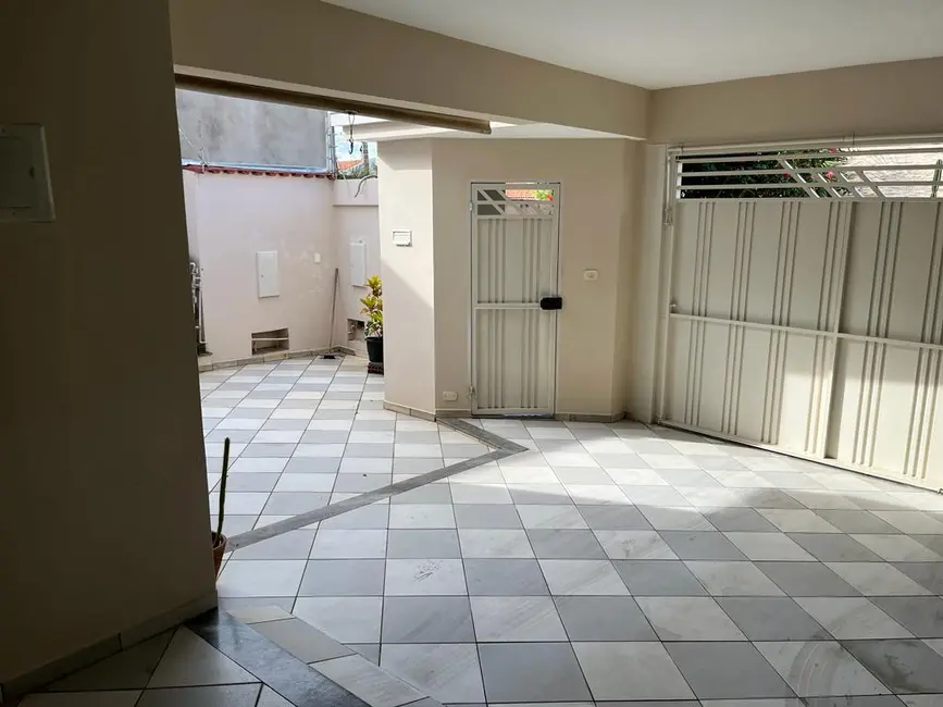 Casa com 3 quartos à venda, 281m2 em Vargem Grande Do Sul - SP - imagem 5 Foto 5 de Casa com 3 quartos à venda, 281m2 em Vargem Grande Do Sul - SP