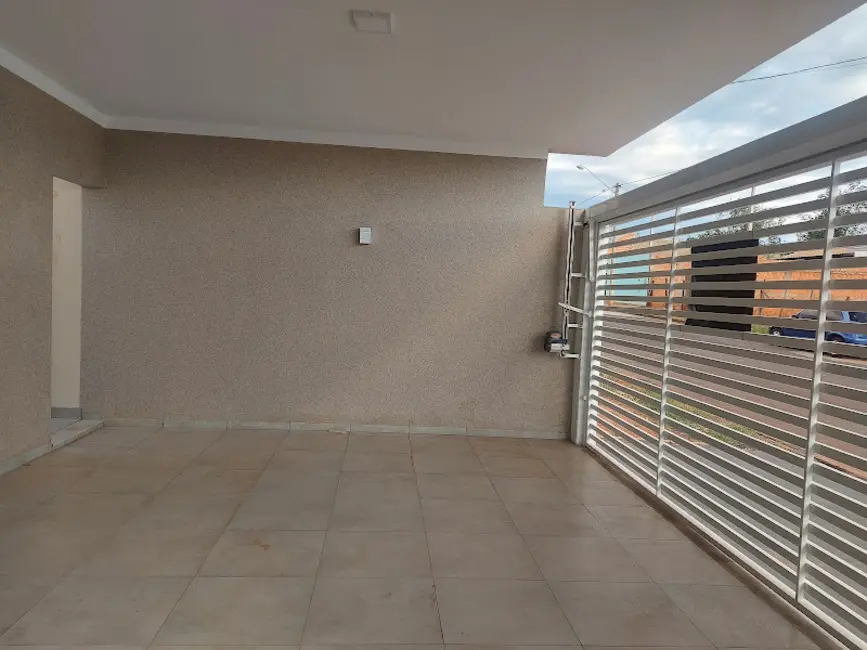 Casa com 2 quartos à venda, 200m2 em Olimpia - SP - imagem 3 Foto 3 de Casa com 2 quartos à venda, 200m2 em Olimpia - SP