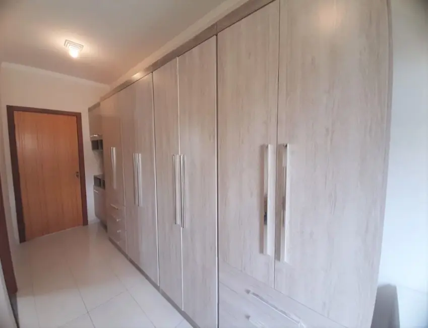 Apartamento com 3 quartos à venda, 100m2 em Centro, Olimpia - SP - imagem 5 Foto 5 de Apartamento com 3 quartos à venda, 100m2 em Centro, Olimpia - SP