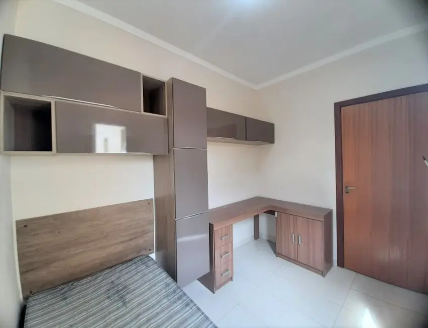 Apartamento com 3 quartos à venda, 100m2 em Centro, Olimpia - SP - imagem 6 Foto 6 de Apartamento com 3 quartos à venda, 100m2 em Centro, Olimpia - SP
