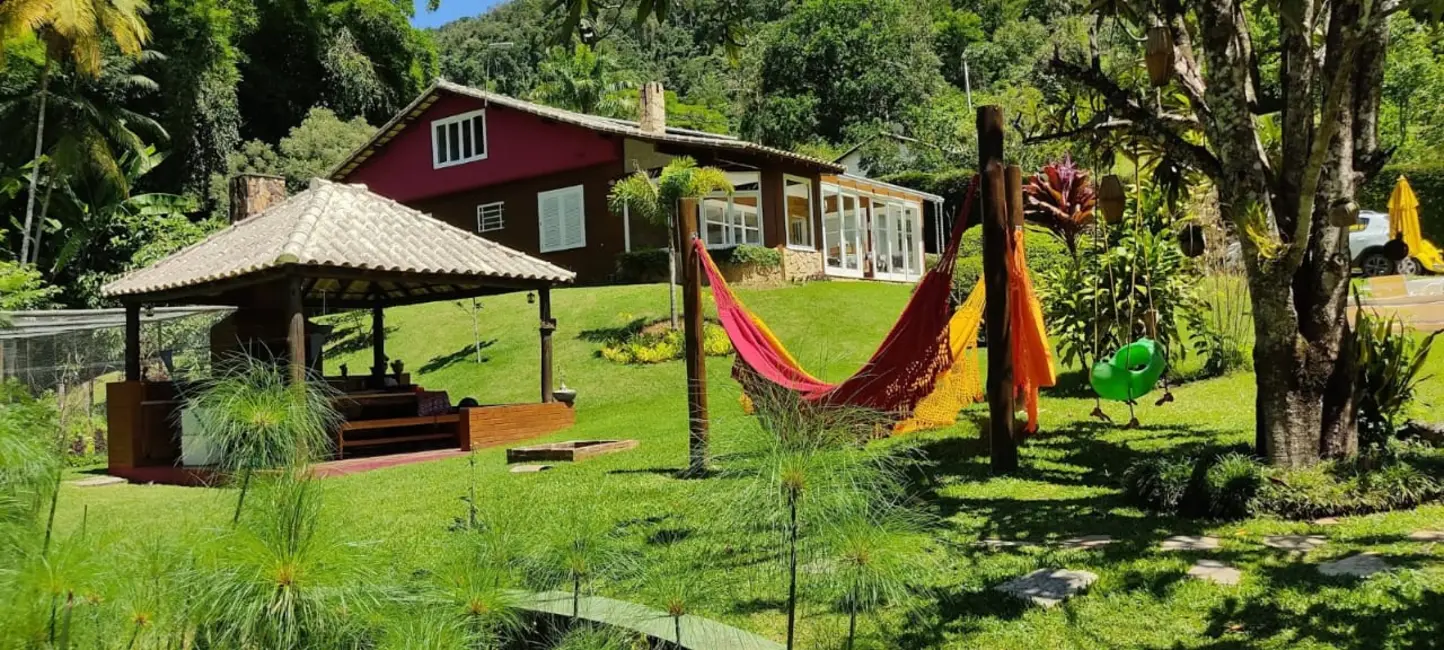 Casa de Condomínio com 4 quartos à venda, 200m2 em Cuiabá, Petropolis - RJ - imagem 5 Foto 5 de Casa de Condomínio com 4 quartos à venda, 200m2 em Cuiabá, Petropolis - RJ